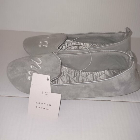 LC LAUREN CONRAD SLIP ON MA MA HOUSE SLIPPERS - Picture 3 of 10